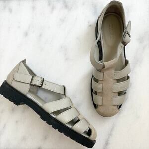 NEW Taft Buckled Cage Leather Mixed Media Fisherman Sandals Shoe Beige Tan 9